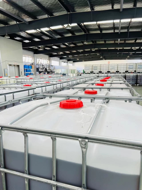 Resistenza dielettrica 20-30 kV / mm e restringimento di curaggio 0,8-1,0% Epoxido elettrico