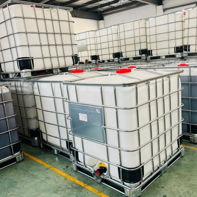 Resina epossidica con agente di indurimento per la produzione di isolatori per trasformatori industriali CT PT