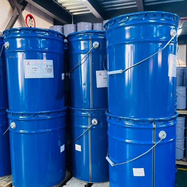 Resina epossidica a bassa viscosità per trasformatori di tensione che garantisce un'incapsulamento preciso e una protezione superiore