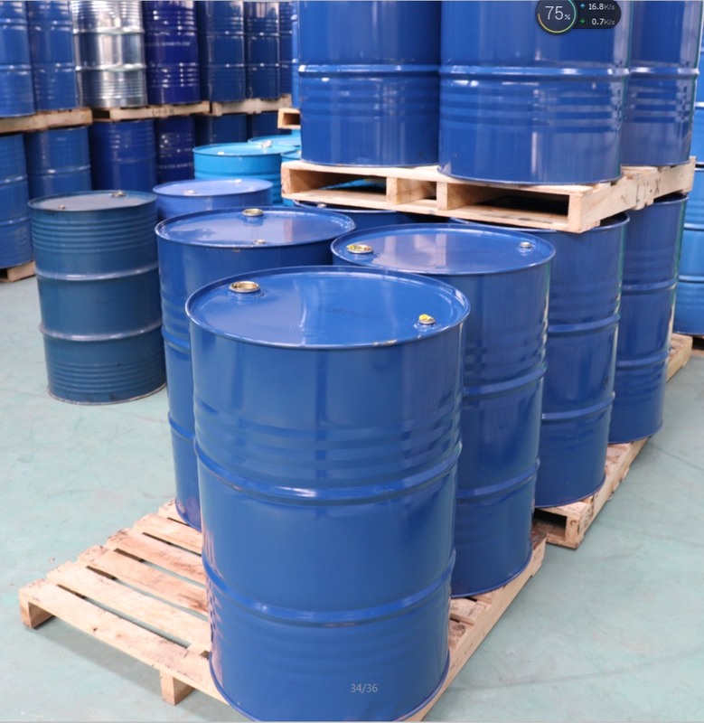 Resina epossidica ignifuga per isolamento elettrico da 10 a 100 KV ad alto TG (70 a 125 °C) e processo di colata e colata