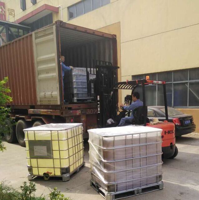 Resina epossidica ignifuga per isolamento elettrico da 10 a 100 KV ad alto TG (70 a 125 °C) e processo di colata e colata