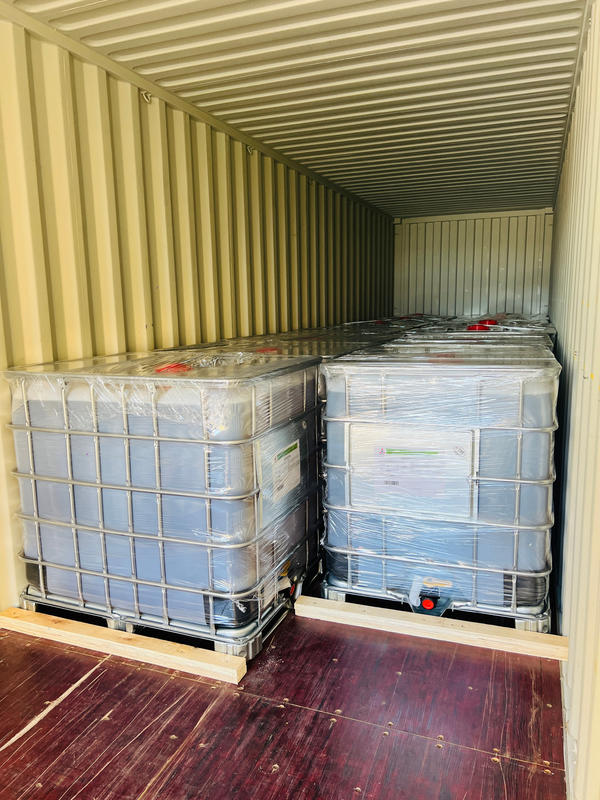 Resina epossidica liquida cristallina per componenti di isolamento elettrico 10-35kv con liquido appiccicoso bianco latte