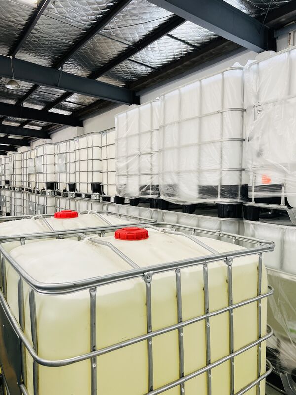 Epossidica a Resistenza all'Acqua a Temperatura Ambiente con Polimerizzazione in 24 Ore e Bassa Flessibilità per Applicazioni Industriali