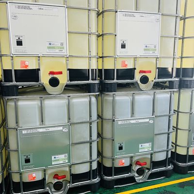 Isolatori in resina epossidica liquida ad alta tensione